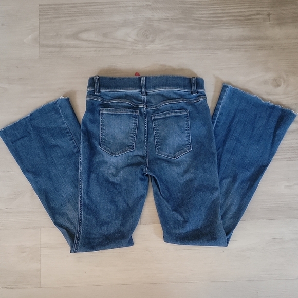 SPANX Blue Flare Pull On Denim Jeans - Picture 6 of 11